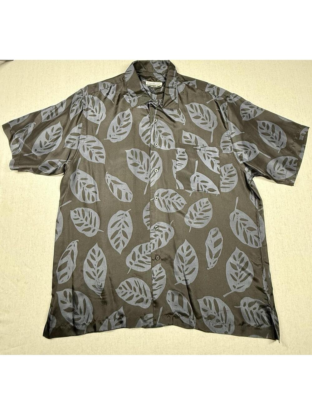 Firethorn Men's Sz L‎ Blue Floral 100% Silk Short Sleeve Button Down Shirt 90’s